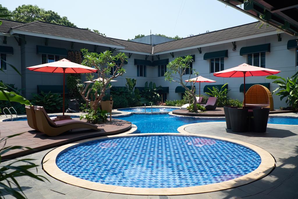 Patra Bandung Hotel Exteriér fotografie